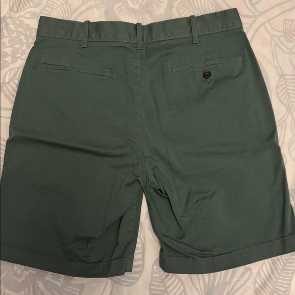 J. Crew Men's Teal Flat Front Shorts - Picture 3 of 3